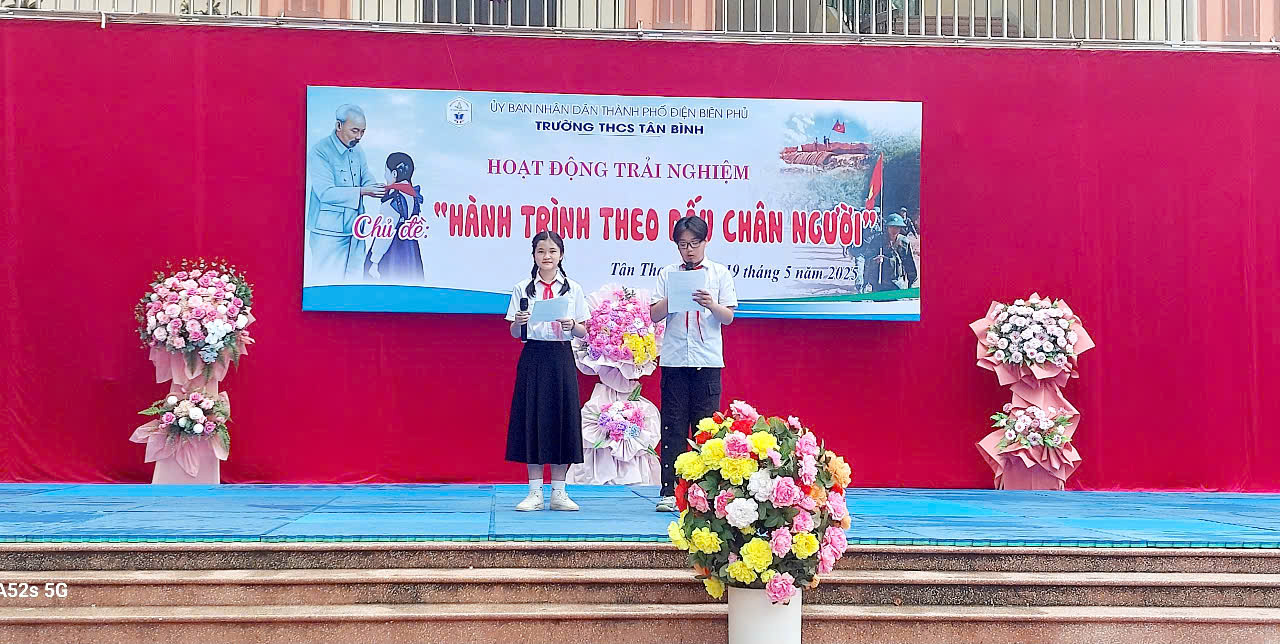 Hoạt động trải nghiệm với chủ đề: Hành trình theo dấu chân người