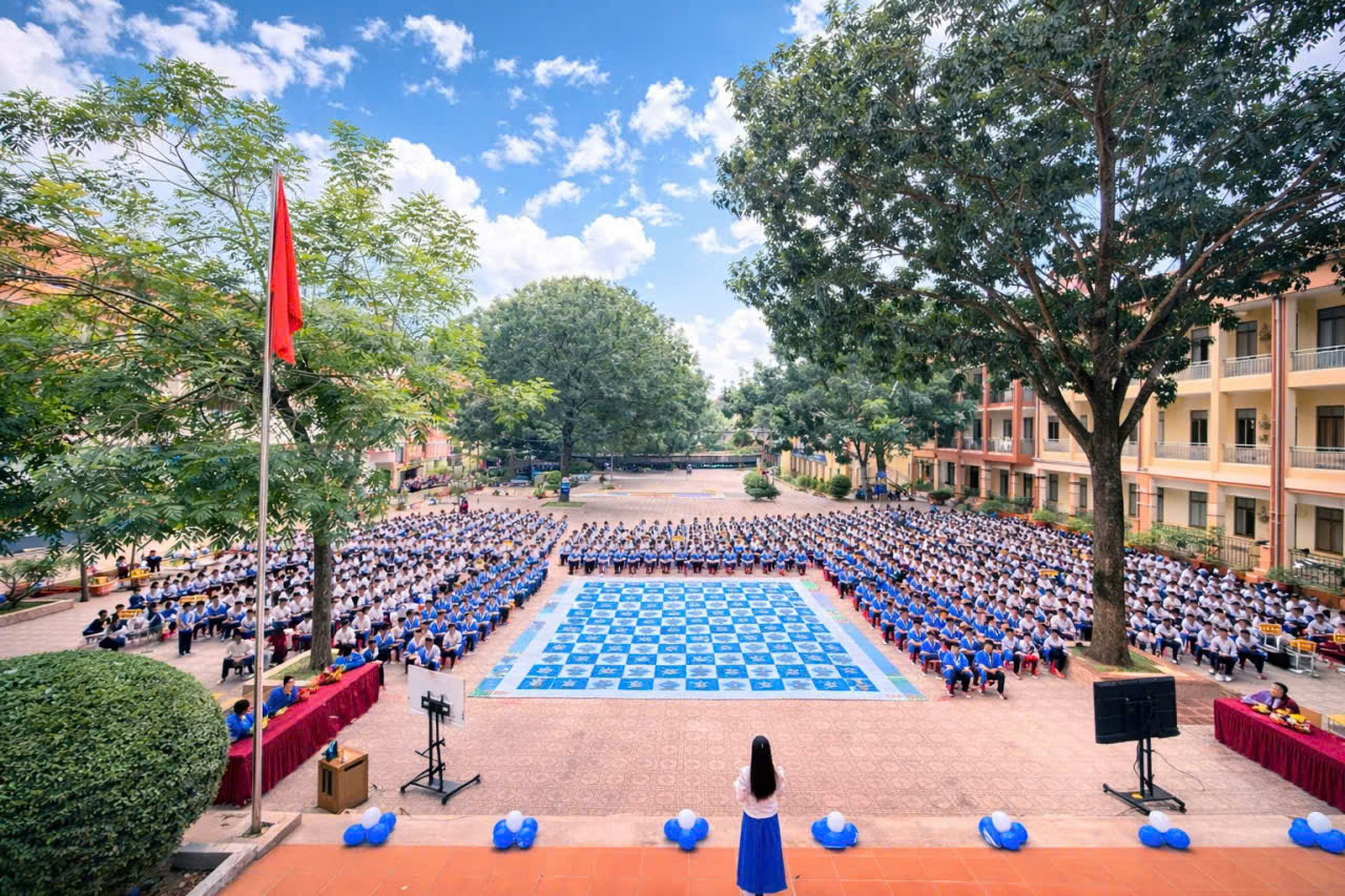 RUNG CHUÔNG VÀNG OLYMPIC TIẾNG ANH – THỬ THÁCH TRÍ TUỆ,  LAN TỎA ĐAM MÊ